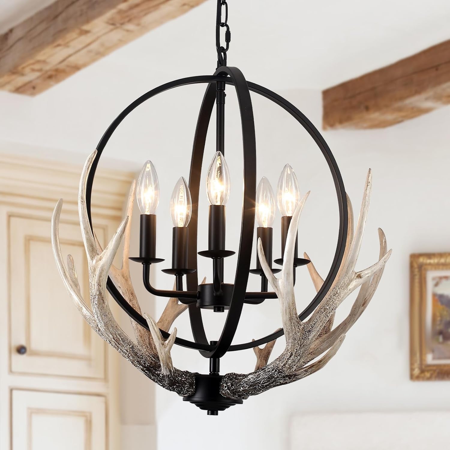 5 Light Antler Chandelier 20"Farmhouse Chandeliers for Dining Room Rustic Vintage Ceiling Light Fixture with 4 Resin Deer and Metal Globe Chandelier for Entryway Foyer Kitchen Island Pendant Light,E12