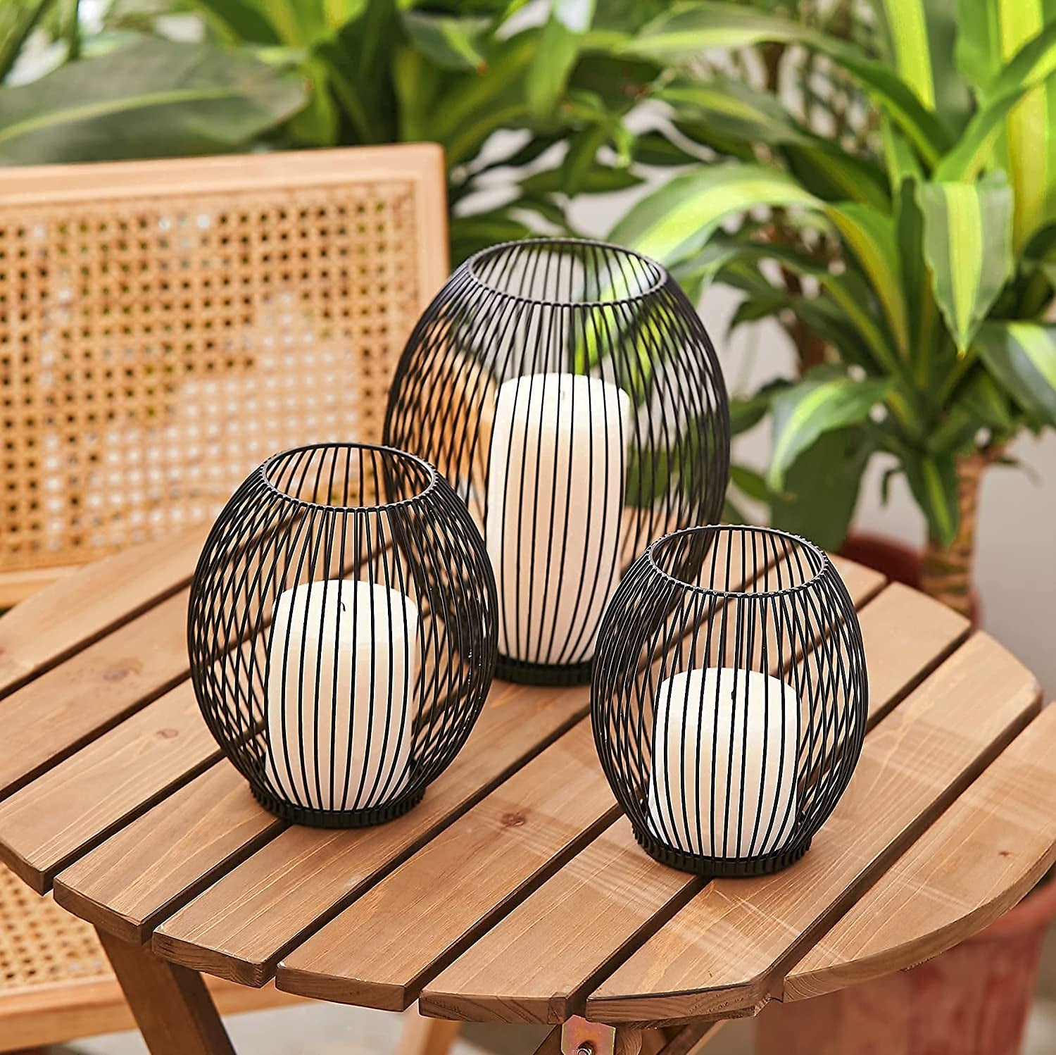 Outdoor Candle Holder Decor Set - Black Candle Holder - Candle Holders for Table Centerpiece - Hurricane Candle Holder for Pillar Candles Cage Candle Holders Black Wire Candle Holder Decorative